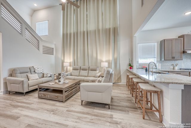 216 Buttercup Alley, San Antonio, TX 78253