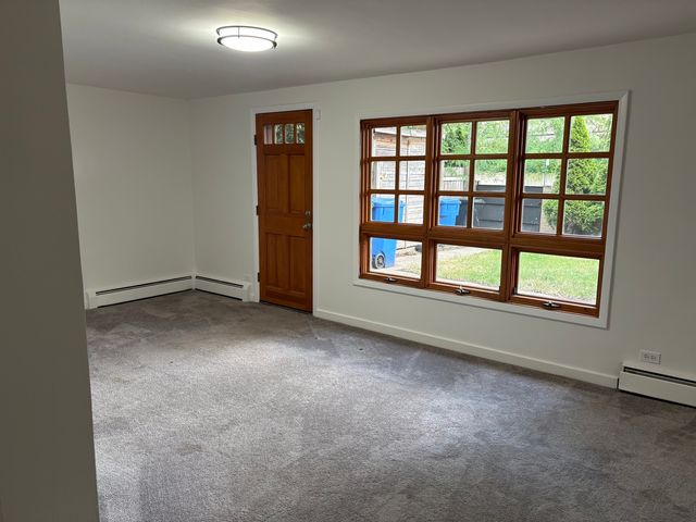 5555 S Harper Avenue, Chicago, IL 60637