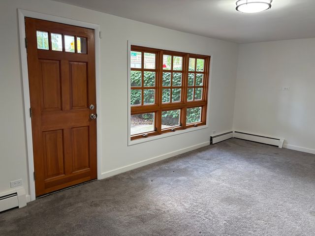 5555 S Harper Avenue, Chicago, IL 60637
