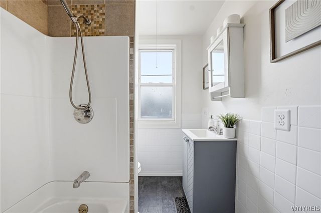 212 Lockwood Avenue, Buffalo, NY 14220