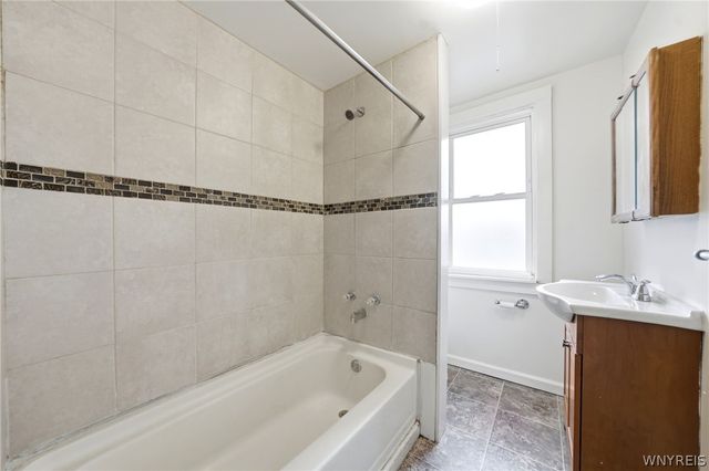 212 Lockwood Avenue, Buffalo, NY 14220