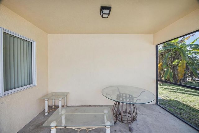 11239 SOUTHWIND LAKE DRIVE, Gibsonton, FL 33534