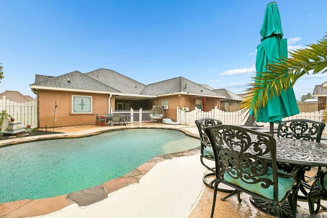 712 N Pine St, Gramercy, LA 70052