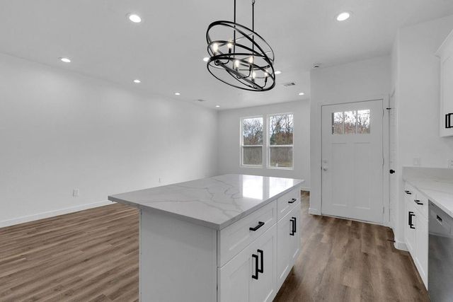 106 Runnels Street, Willis, TX 77378