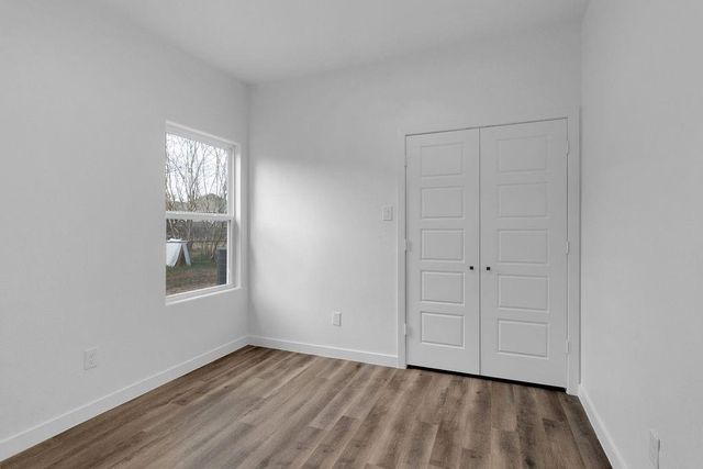 106 Runnels Street, Willis, TX 77378