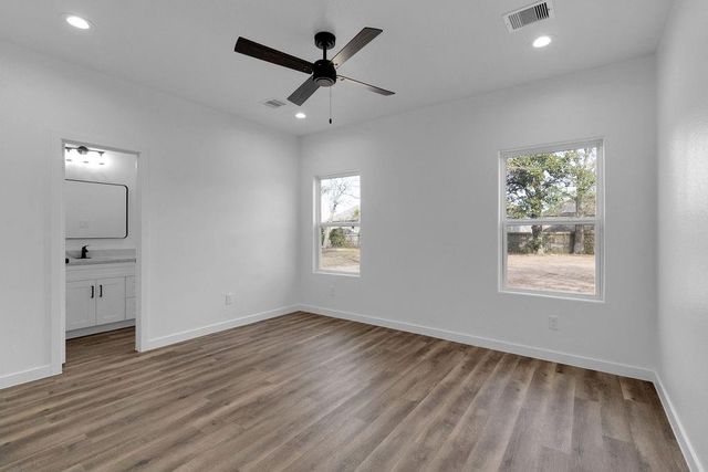 106 Runnels Street, Willis, TX 77378