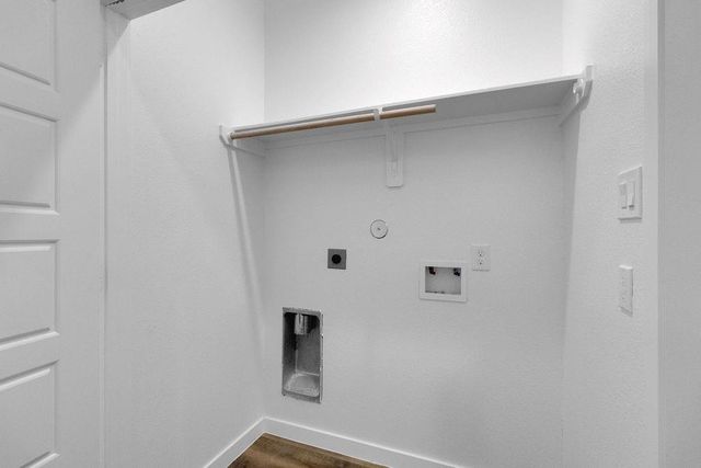 106 Runnels Street, Willis, TX 77378