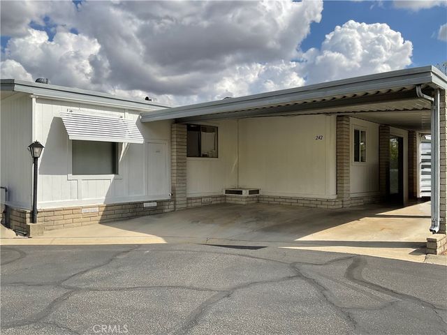 4040 E Piedmont 242, Highland, CA 92346