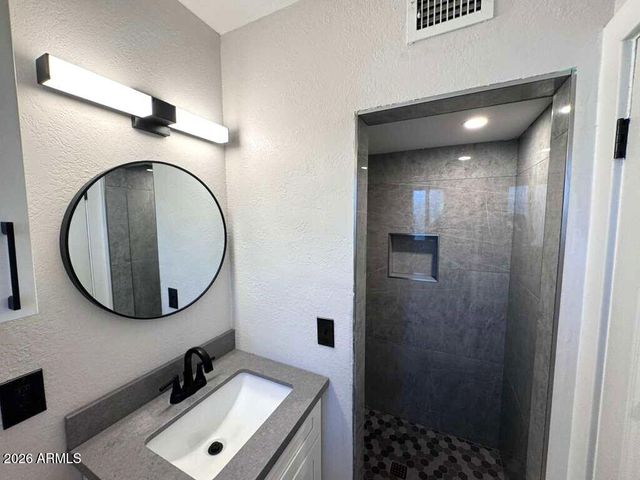 4540 N 12TH Avenue, Phoenix, AZ 85013