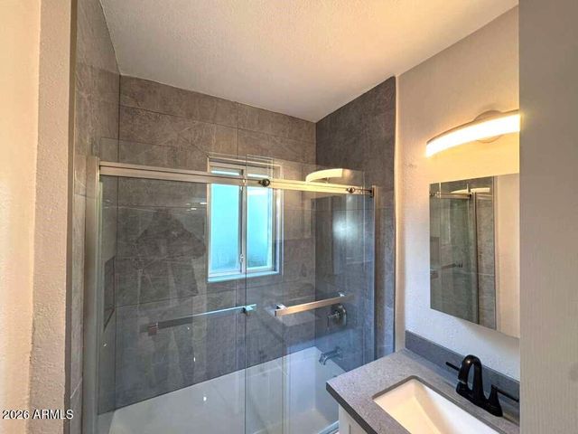 4540 N 12TH Avenue, Phoenix, AZ 85013