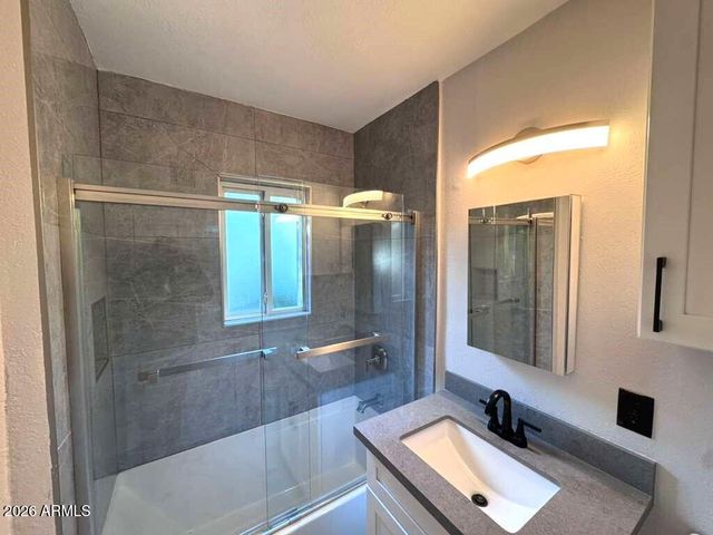 4540 N 12TH Avenue, Phoenix, AZ 85013