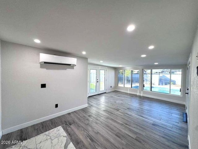 4540 N 12TH Avenue, Phoenix, AZ 85013