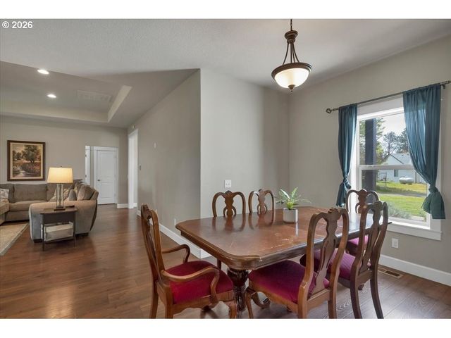 506 Se PALMER Ln, Dayton, OR 97114