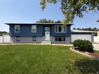 1888 W 7225 S, West Jordan, UT 84084