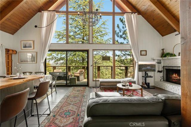 1361 St Anton, Lake Arrowhead, CA 92352
