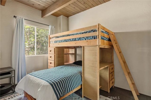 1361 St Anton, Lake Arrowhead, CA 92352