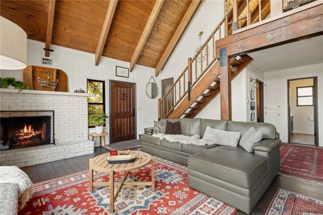 1361 St Anton, Lake Arrowhead, CA 92352
