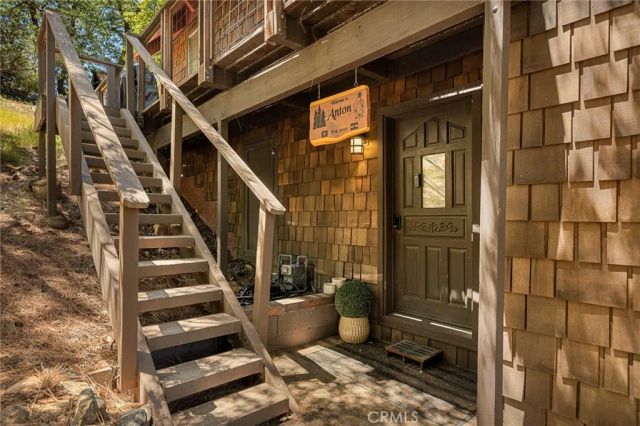 1361 St Anton, Lake Arrowhead, CA 92352