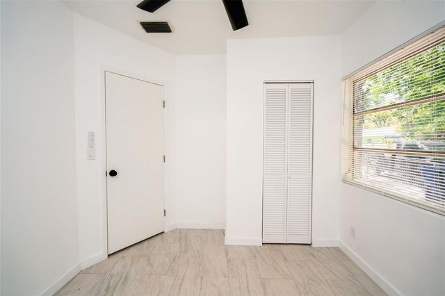 3301 E 24TH AVENUE, Tampa, FL 33605