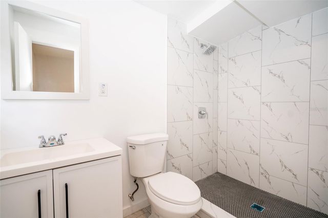 3301 E 24TH AVENUE, Tampa, FL 33605