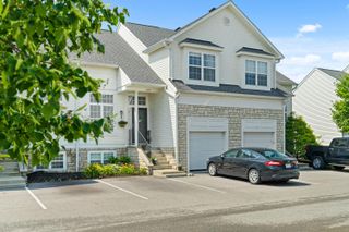8253 Deering Oaks Drive, Blacklick, OH 43004