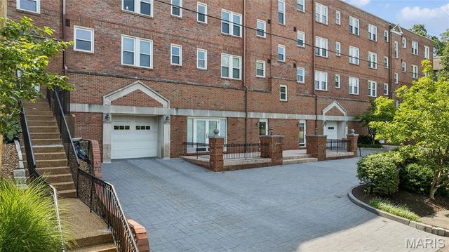 7743 Kingsbury Boulevard 21, Clayton, MO 63105