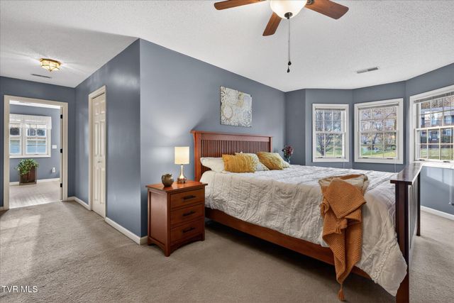 425 Rosewood Lane, Kingsport, TN 37664