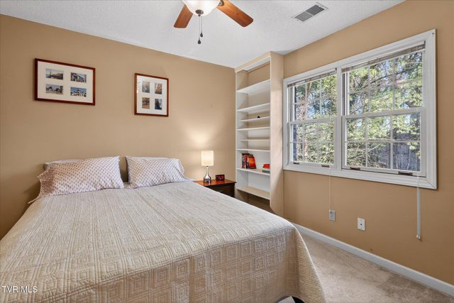 425 Rosewood Lane, Kingsport, TN 37664