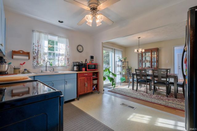 3100 Mockingbird Lane, Evansville, IN 47710