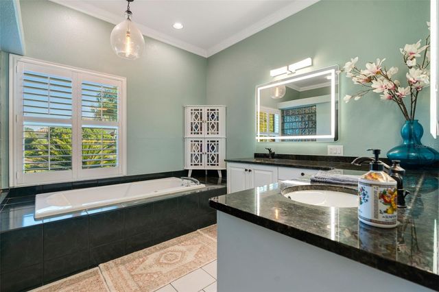 6406 SPYGLASS LANE, Bradenton, FL 34202