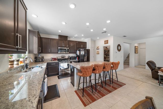 4808 Kaden St, Keyes, CA 95328