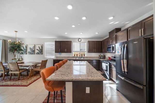 4808 Kaden St, Keyes, CA 95328