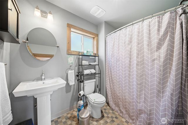 709 W Fourth Plain Boulevard, Vancouver, WA 98660