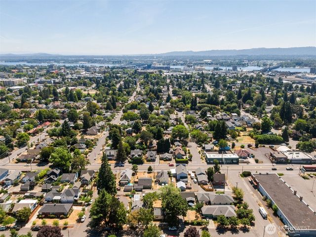 709 W Fourth Plain Boulevard, Vancouver, WA 98660
