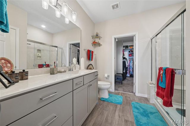 189 Noahs Mill Drive, Lake St Louis, MO 63367