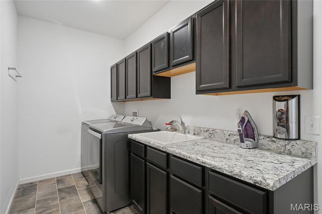 189 Noahs Mill Drive, Lake St Louis, MO 63367