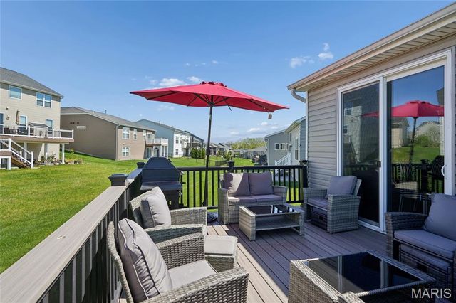 189 Noahs Mill Drive, Lake St Louis, MO 63367