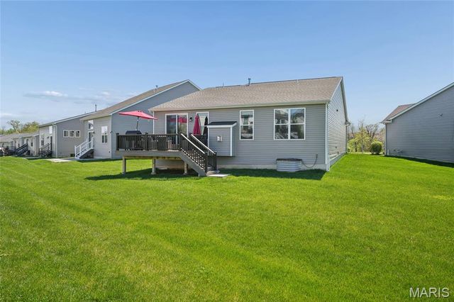 189 Noahs Mill Drive, Lake St Louis, MO 63367