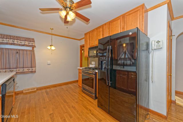 61 Latham Ridge Road, Colonie, NY 12110