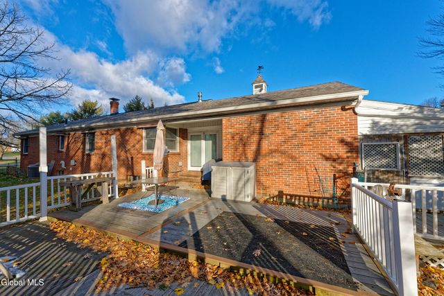 61 Latham Ridge Road, Colonie, NY 12110