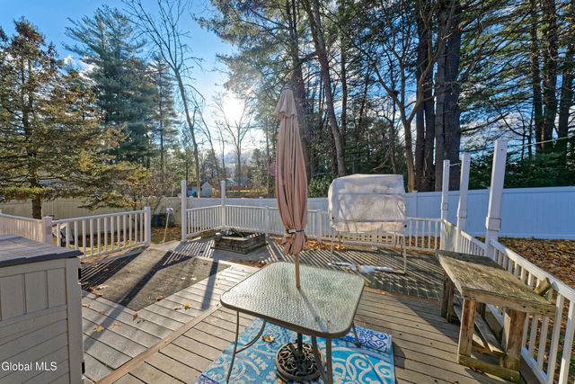 61 Latham Ridge Road, Colonie, NY 12110