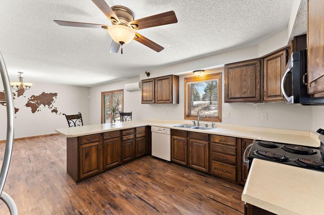 8290 Angus Avenue, Inver Grove Heights, MN 55077