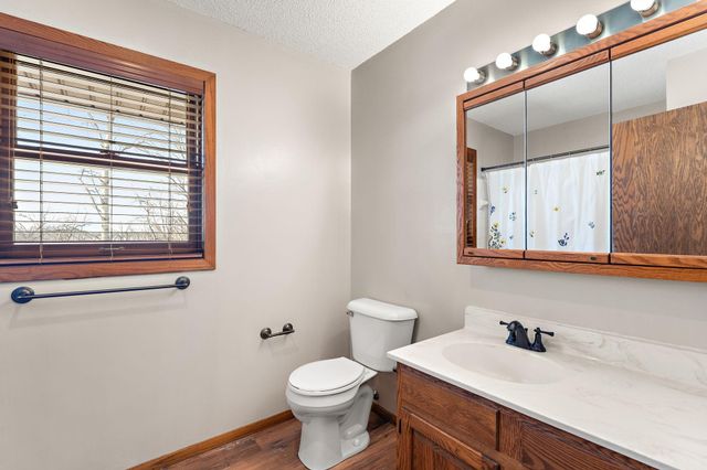 8290 Angus Avenue, Inver Grove Heights, MN 55077