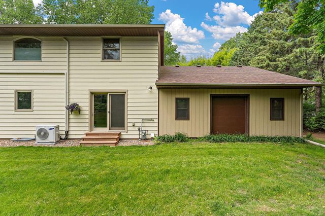 8290 Angus Avenue, Inver Grove Heights, MN 55077