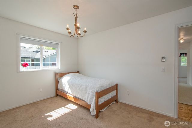 251 Meadowlark Lane, Sequim, WA 98382