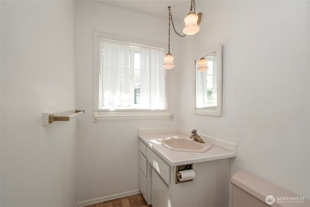 251 Meadowlark Lane, Sequim, WA 98382