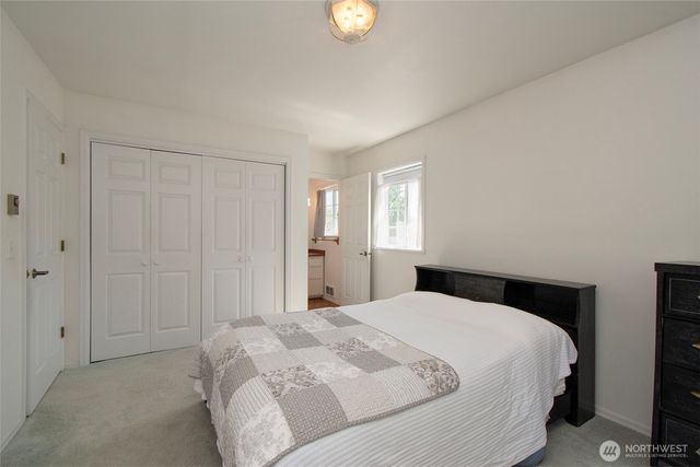 251 Meadowlark Lane, Sequim, WA 98382