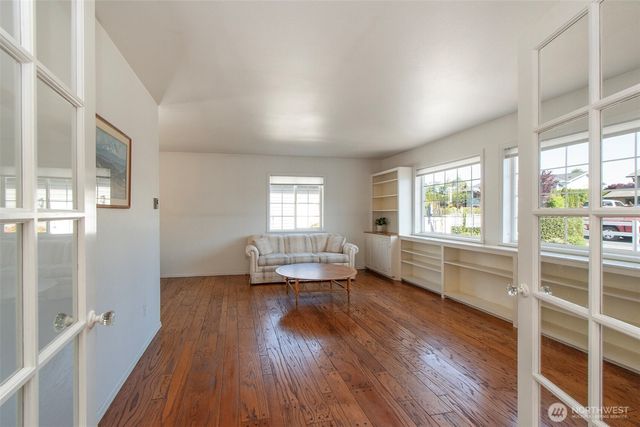 251 Meadowlark Lane, Sequim, WA 98382
