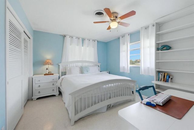 898 E 6TH STREET, Englewood, FL 34223