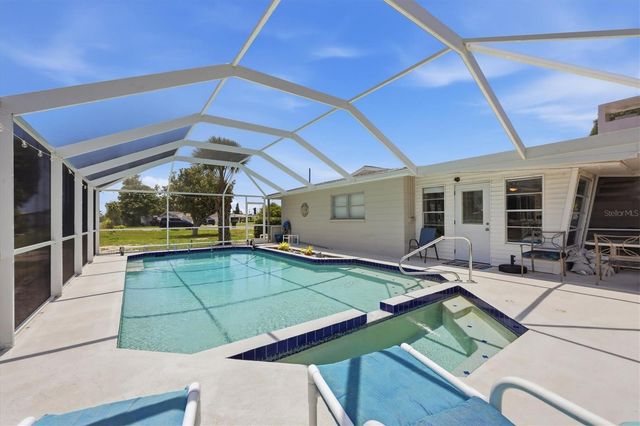 898 E 6TH STREET, Englewood, FL 34223